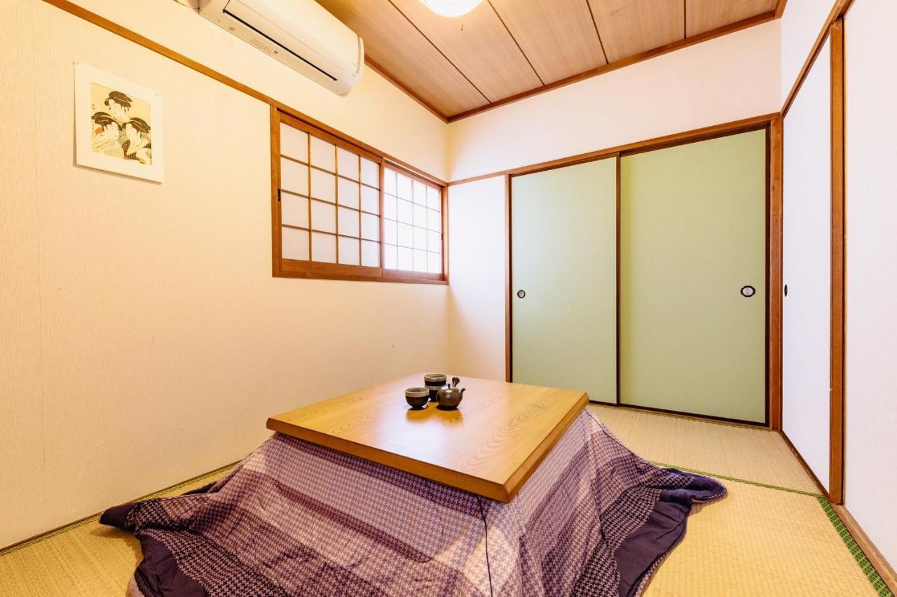 Villa 駐車場付き!近徒歩2分!難波,道頓堀エリアまで1駅!Usjまで15分!観光好立地の戸建! Osaka Exterior foto